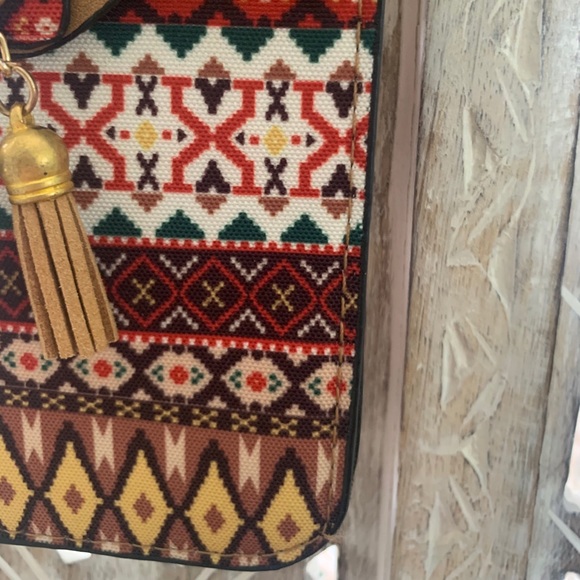 Geometric Print Mini Cross Body Bag - Picture 4 of 12